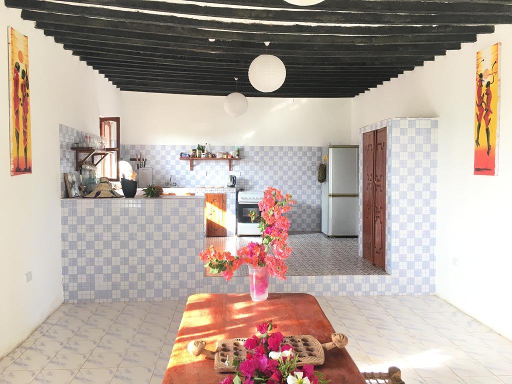 D&J Villa Кивенгва Экстерьер фото